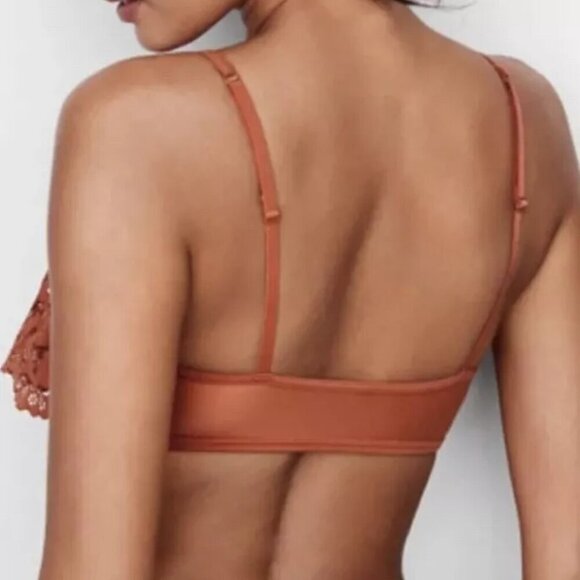 Body by Victoria Secret Lace Flutter Flounce Ruffle Crop Top Bralette Bra XS VS - Picture 3 of 7